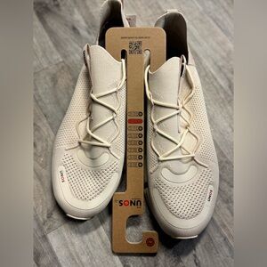 Unos Neillum #7 Beige Sneakers - Mens Size 12.5-13.5‎ M MSRP $50 NWT